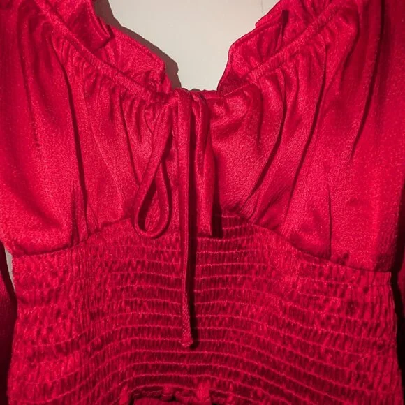 Altar’d State Red Hammered Satin Ruched Crop Top Smocked Women's Size Small - Picture 2 of 4